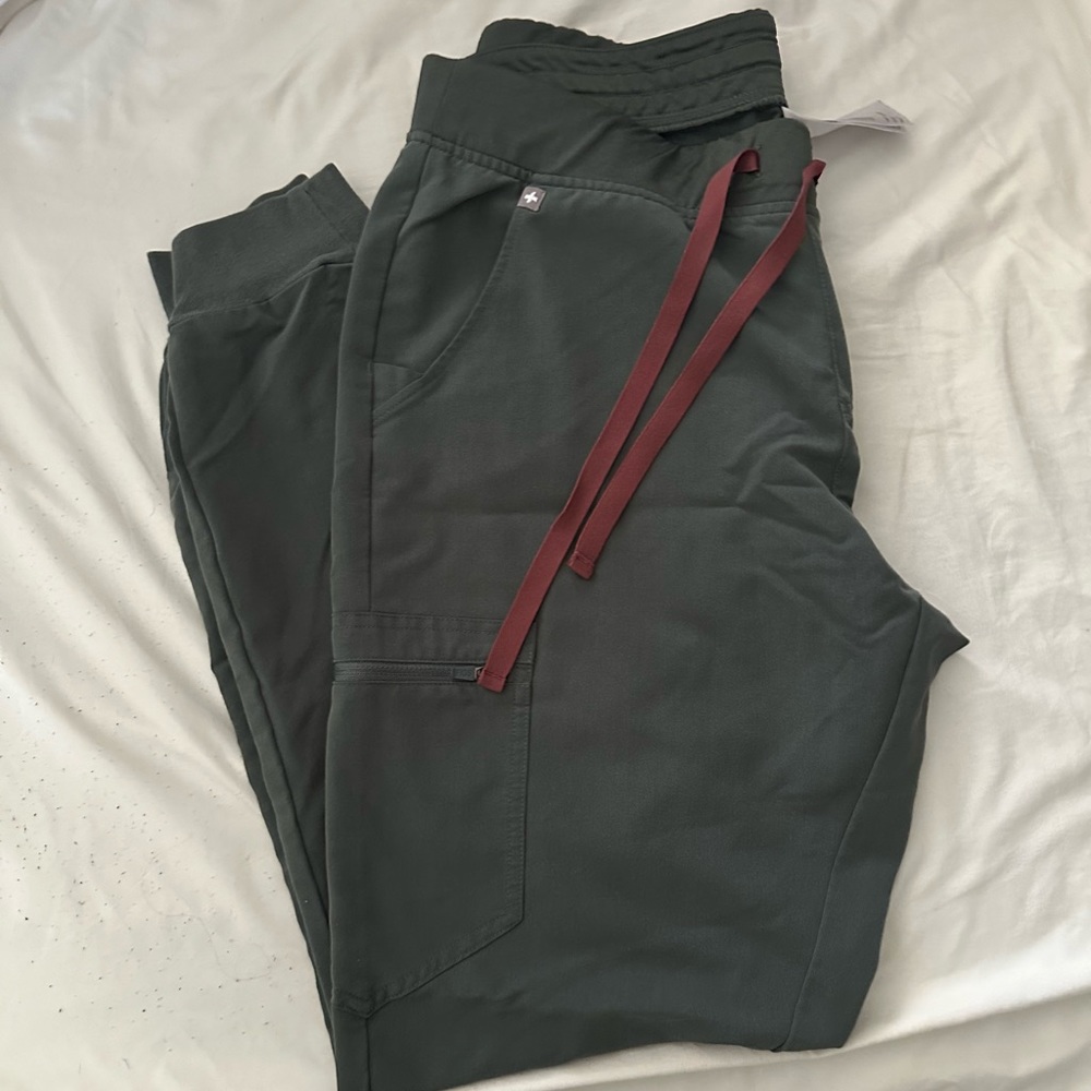 FIGS TALL ZOMORA HIGH WAISTED SCRUBS PANTS